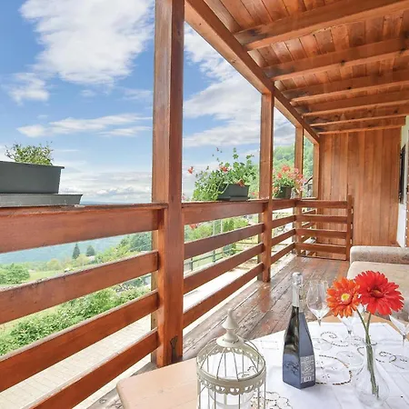 Casa vacanze 2 Bedroom Lovely In Lamon